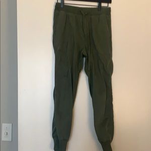Gap olive green joggers. Like new. Size XS petite.
